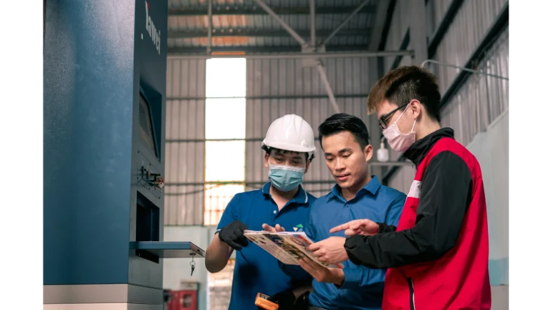 How Implementing Maintenance Management Software Revolutionizes Equipment Performance